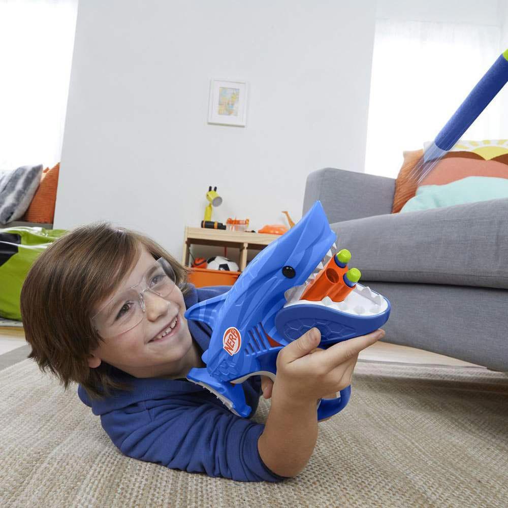 Nerf Shark F8645: Lanzador de juguete - Edad 6+