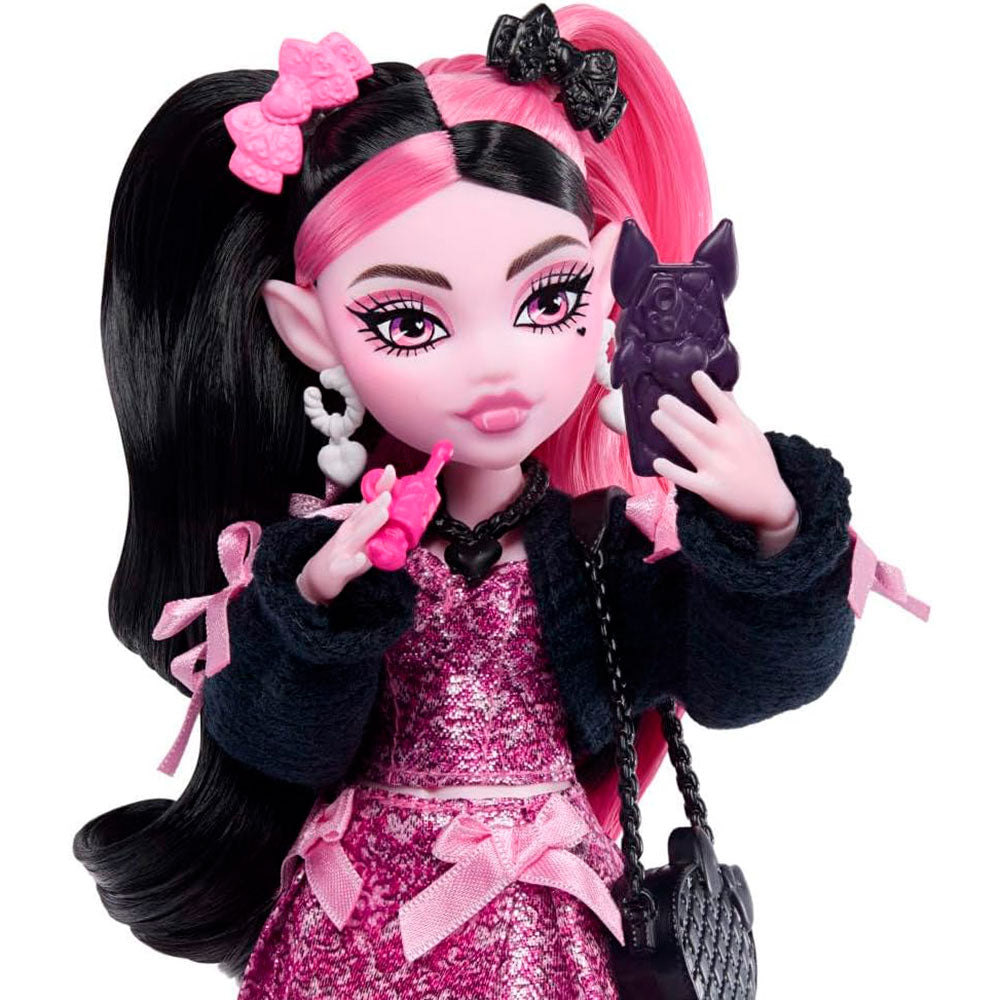 Monster High Looks Monstruosos Draculaura HPD53, muñecas y muñecos