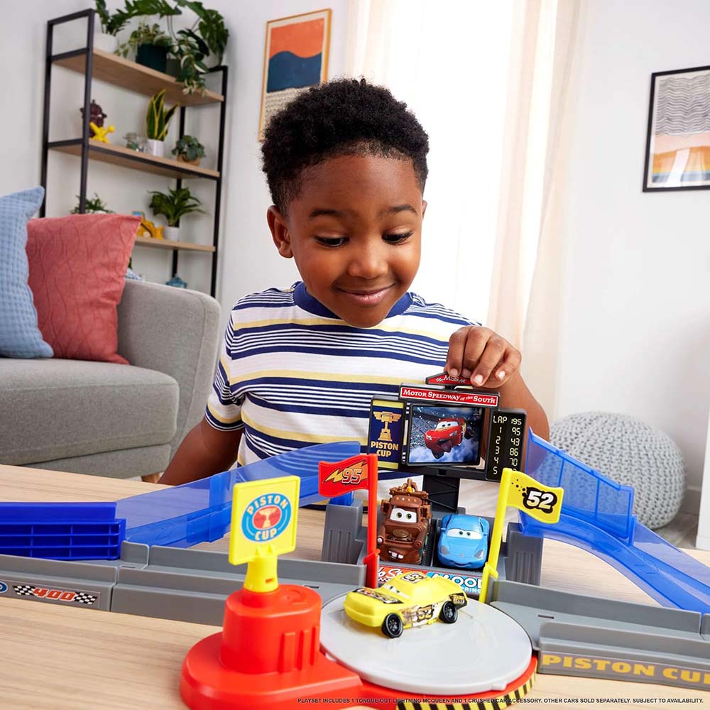 Disney Pixar Cars Pista de Acrobacias Copa Pistón con Lanzador y Salto Épico JHL42, pistas y sets de vehículos
