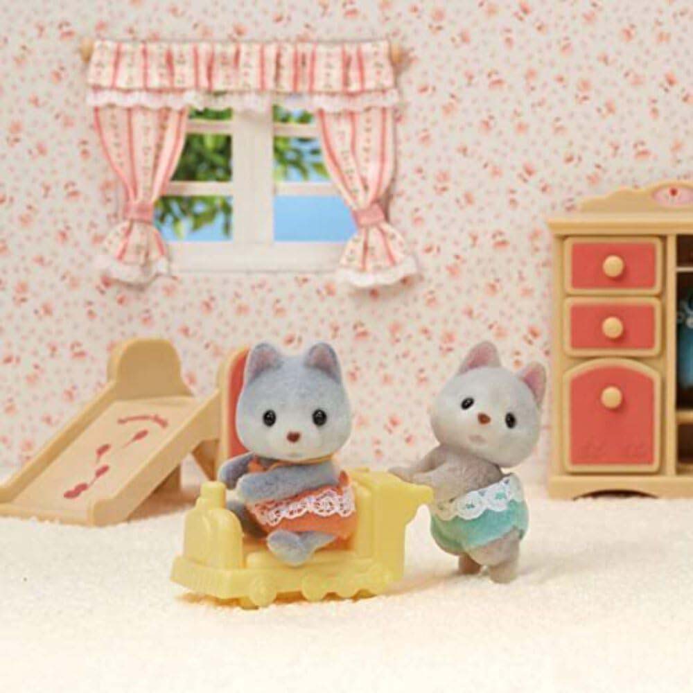 Sylvanian Families 5638 Gemelos Husky: Figura coleccionable - Edad 3+