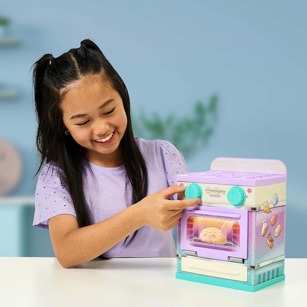 Cookeez Makery Lil' Bakez Horno Mascota Sorpresa 31061, peluches