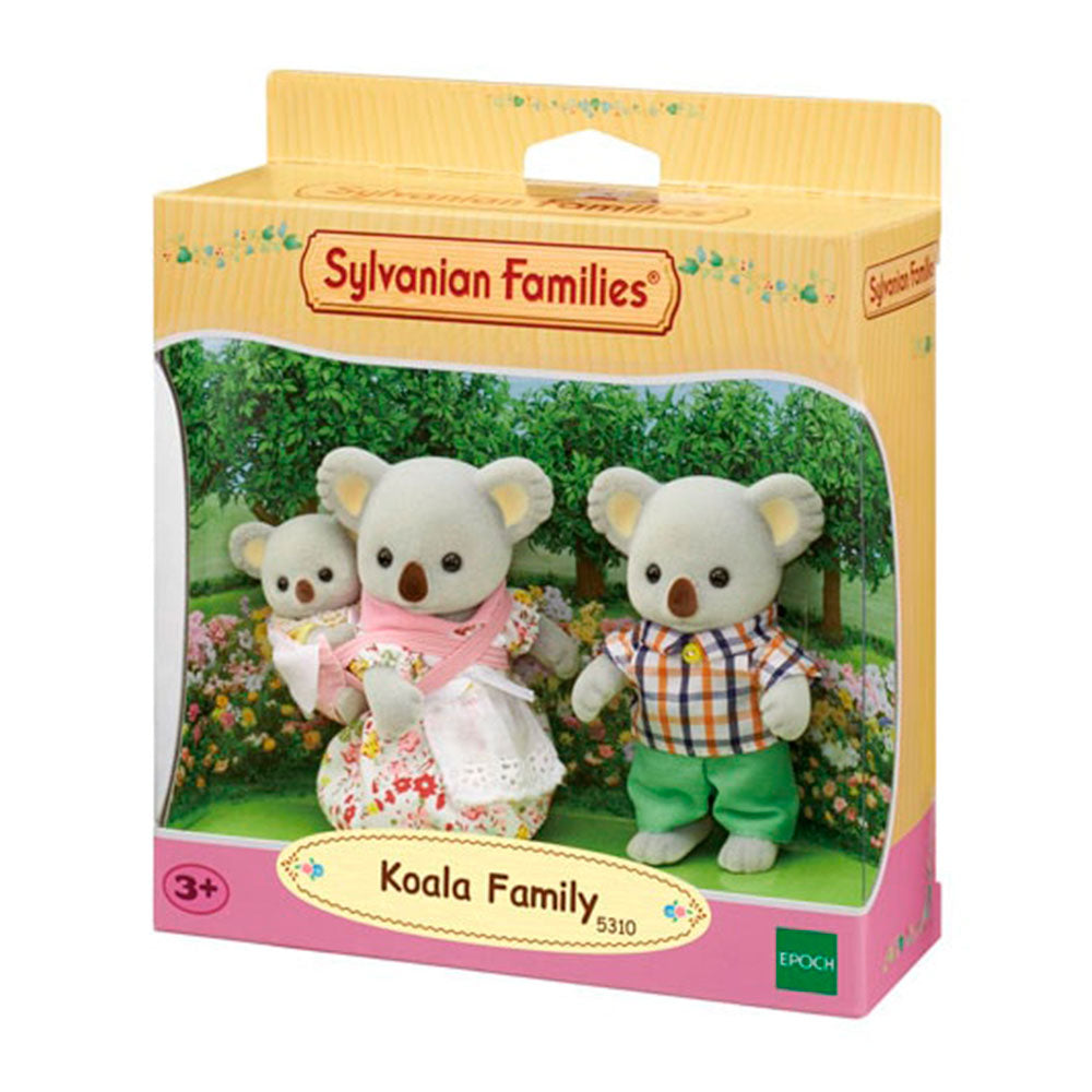Sylvanian Families Familia Koala: Set de 3 Figuras con Arnés Porta bebé - Edad 3+