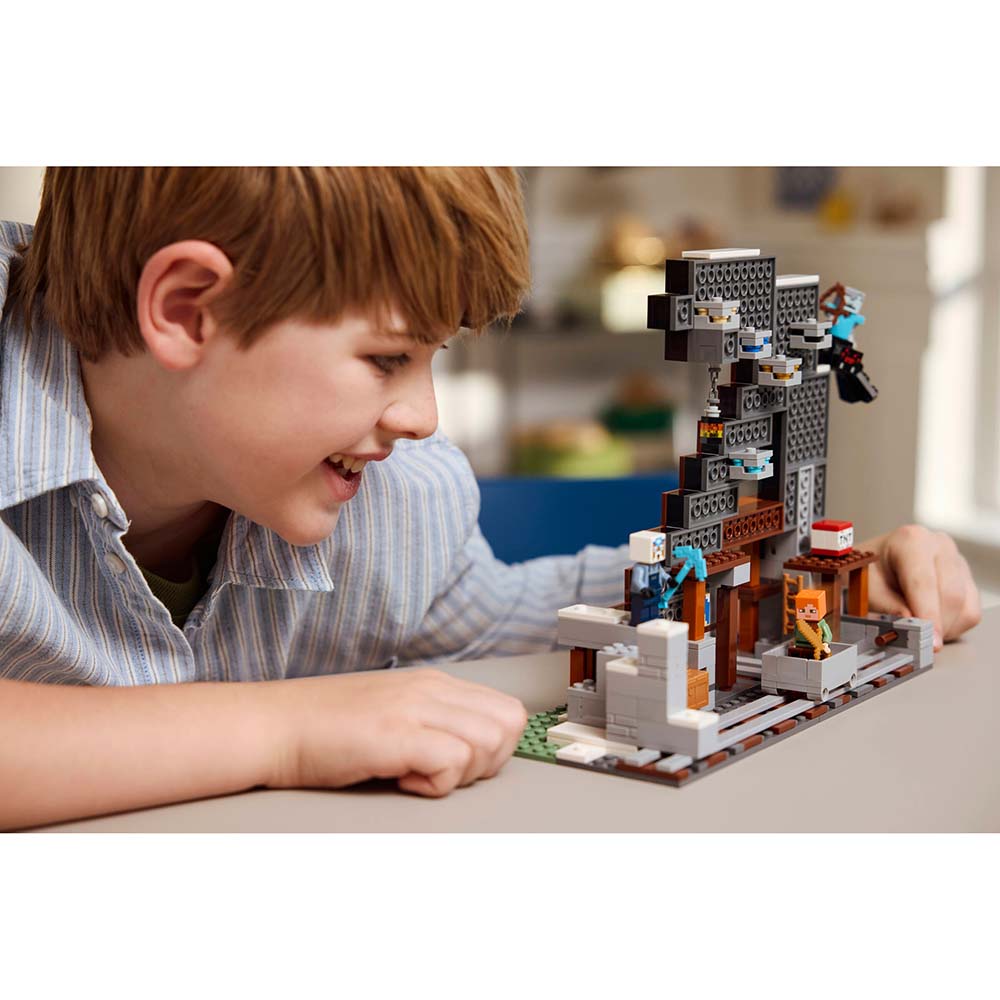LEGO La Mina del Pico 21277, sets de construcción