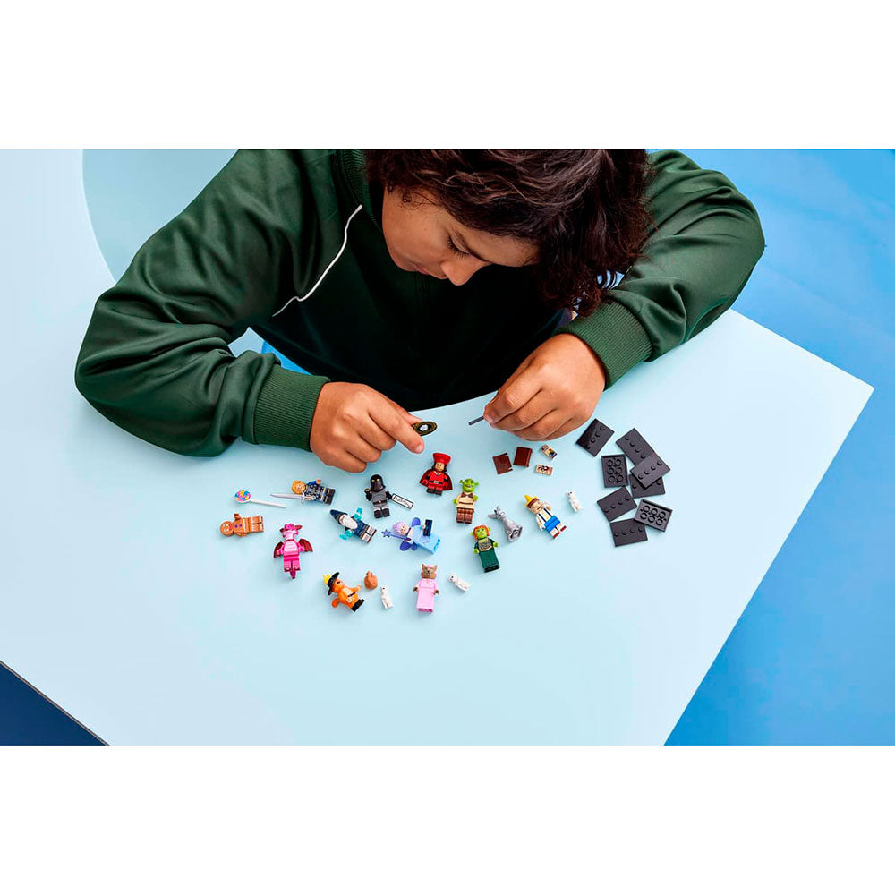 LEGO Minifigures Edición Shrek 71053: Minifigura Coleccionable Sorpresa con Accesorio - Edad 6+
