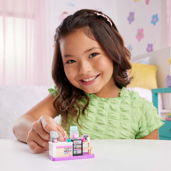 Barbie Mini BarbieLand Set Salón de belleza JCR29
