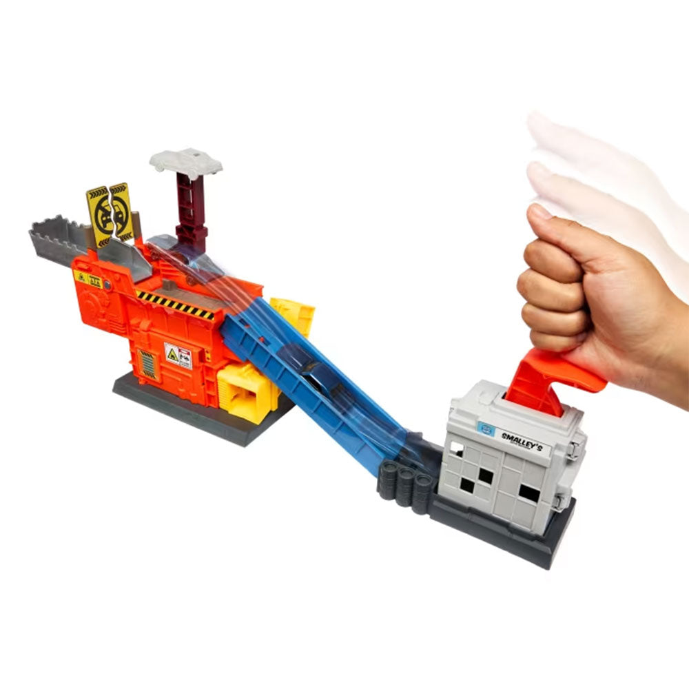 Matchbox Movie Crusher Playset: Set de Juego con Lanzador y Chevrolet Camaro 1969 - Edad 4+