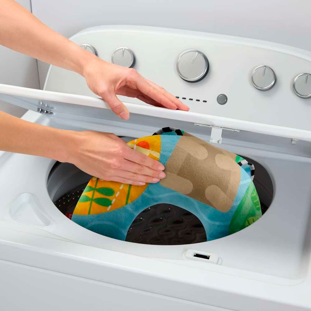 Fisher-Price Baby Cojín Colorido de Actividades: Cojín Sensorial con 2 Juguetes Mordedera y Sonaja - Edad 0+