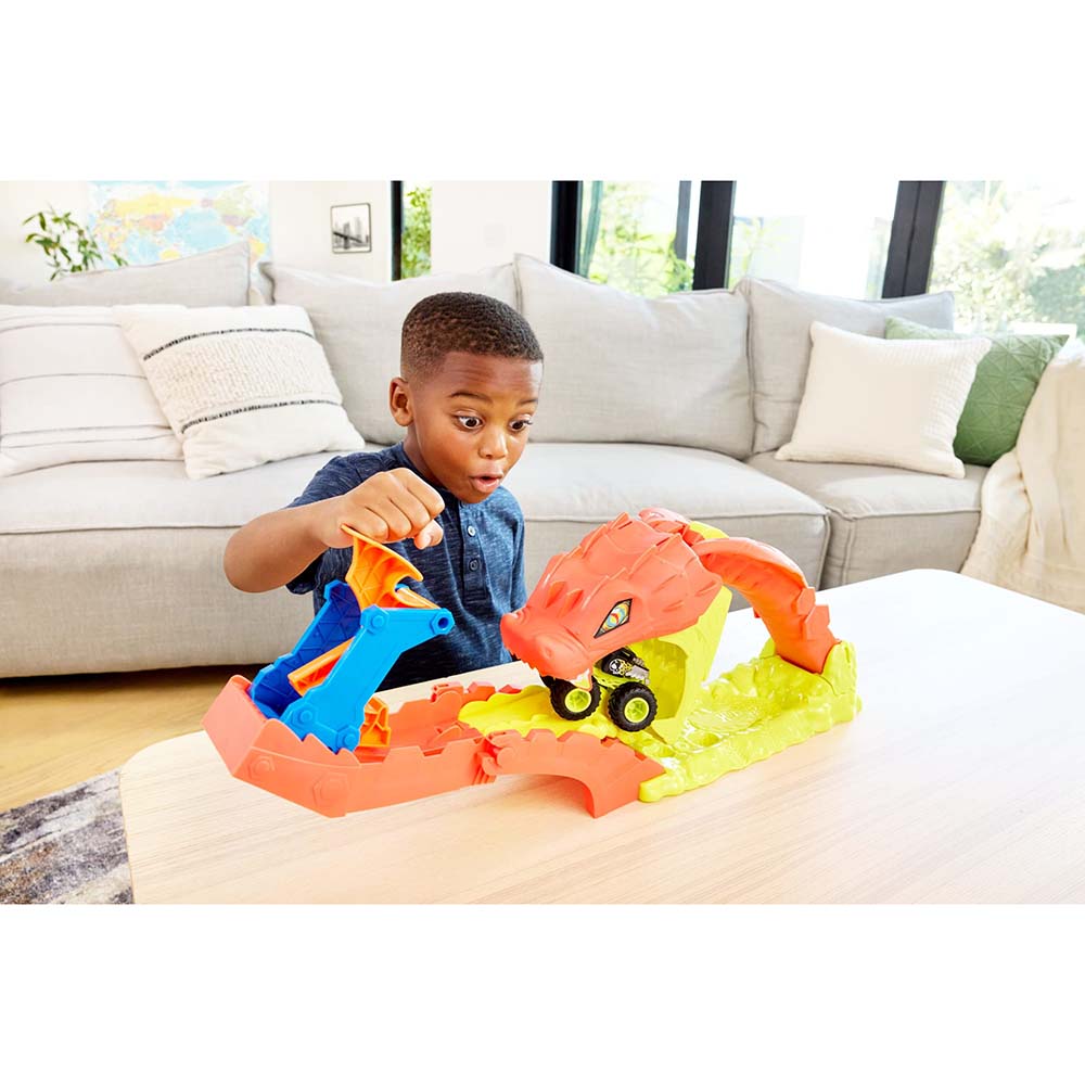 Hot Wheels Monster Trucks Snake Slam Takedown JJN44, pistas y sets de vehículos