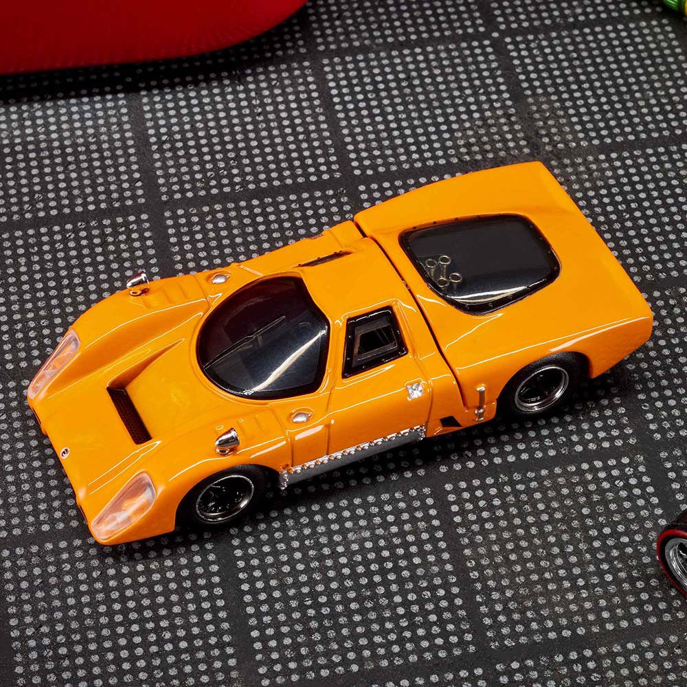 Hot Wheels Elite 64 McLaren M6GT HWG05, autos de juguete