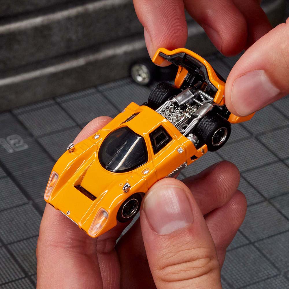 Hot Wheels Elite 64 McLaren M6GT HWG05, autos de juguete