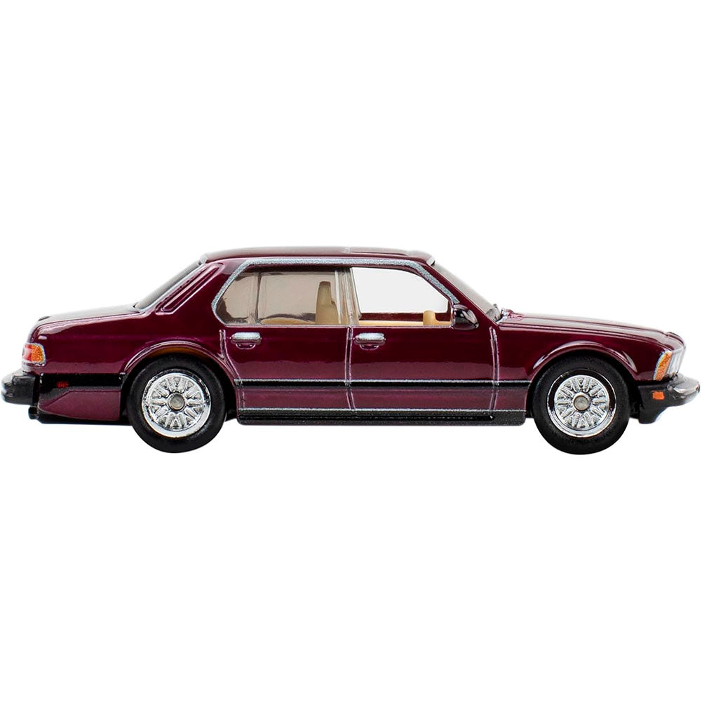 Hot Wheels Premium Pop Culture Stranger Things BMW 733i 1983, autos de juguete a escala 1:64
