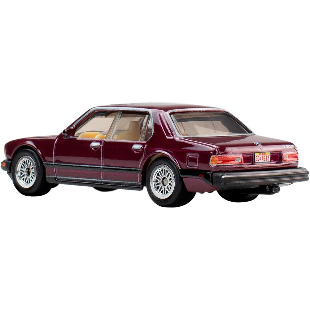Hot Wheels Premium Pop Culture Stranger Things BMW 733i 1983, autos de juguete a escala 1:64
