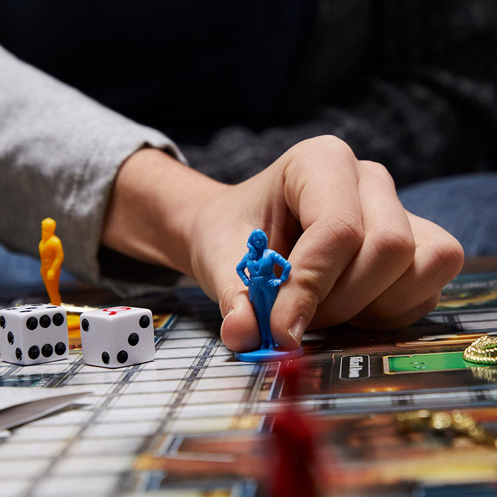Clue Classic Refresh F6420: Juego de mesa - Edad 8+