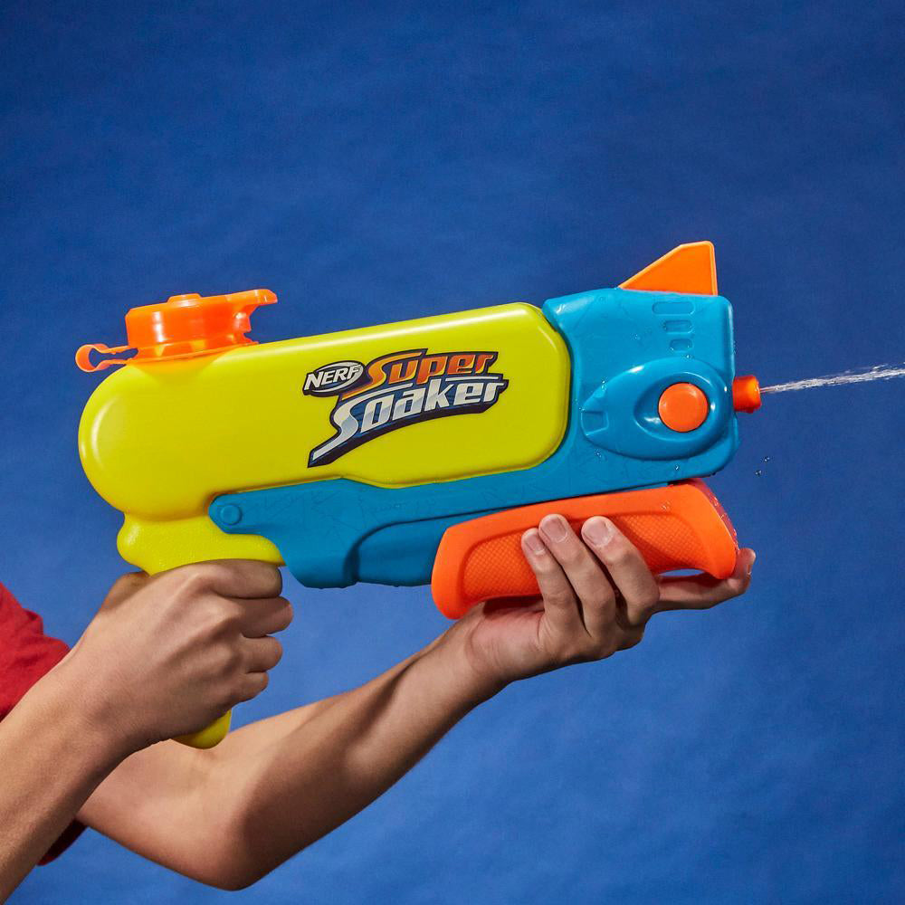 Nerf Super Soaker Wave Spray F6397: Lanzador de agua - Edad 6+